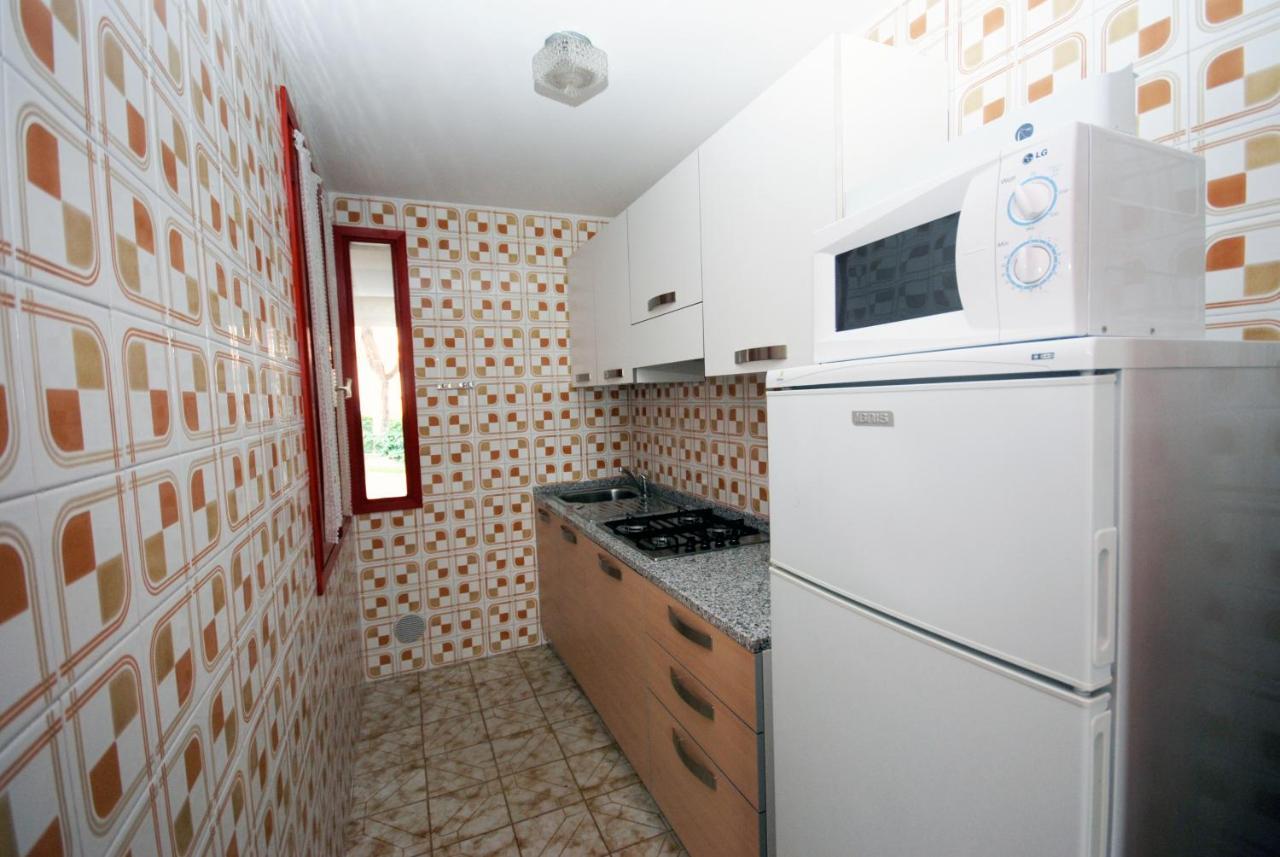 Holiday Village Lignano Sabbiadoro Esterno foto