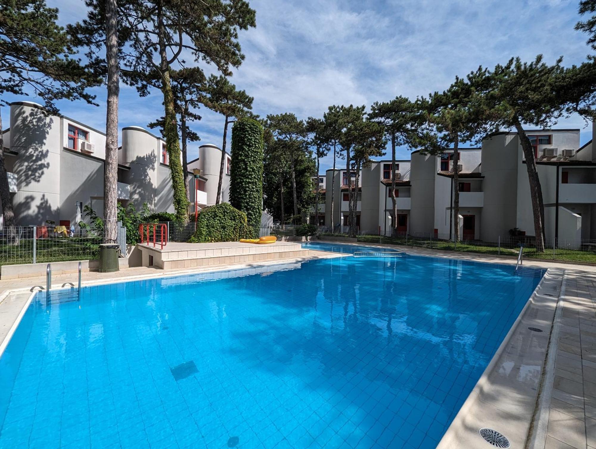 Holiday Village Lignano Sabbiadoro Esterno foto